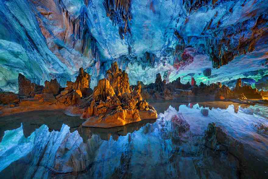 15-caves-from-around-the-world-thatll-make-you-explore-one-right-away-15