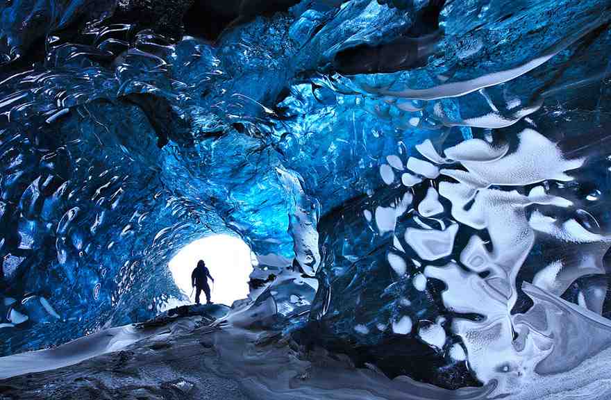 15-caves-from-around-the-world-thatll-make-you-explore-one-right-away-4